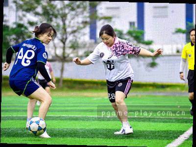 日历与规则卷标结合的抽象图形，代表活动规则订阅入口
